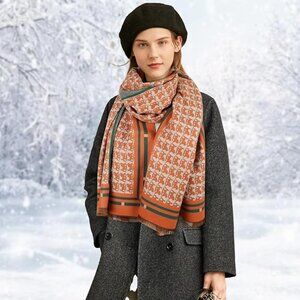 Neiman Marcus Luxury Equestrian Pashmina Silky Shawl Wrap